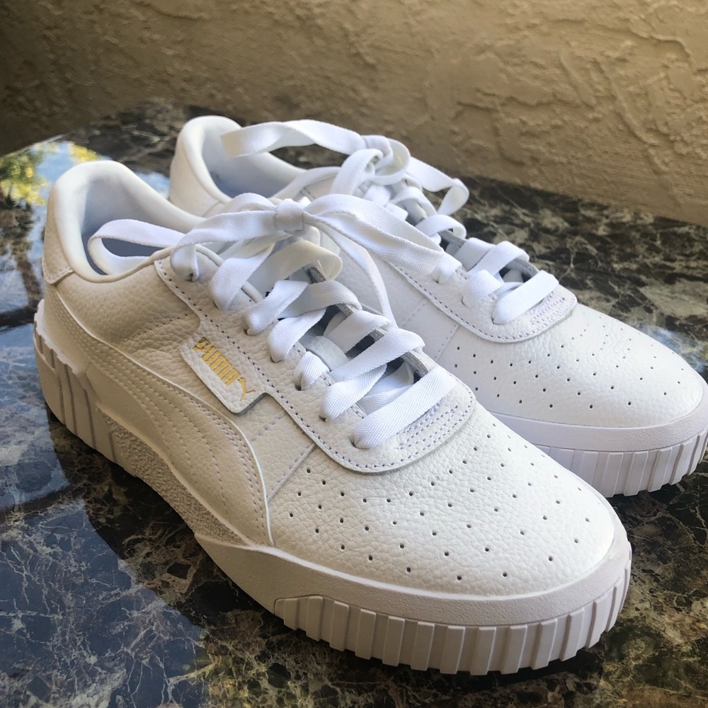 Puma Carina leather sneakers Size 9.5